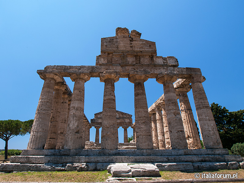 Świątynia Ateny, Paestum, Włochy.